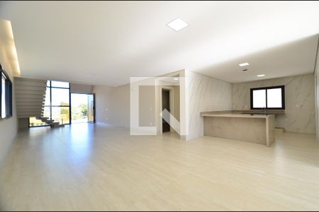 Sala de Estar de casa de condomínio para alugar com 4 quartos, 358m² em Nacional, Belo Horizonte