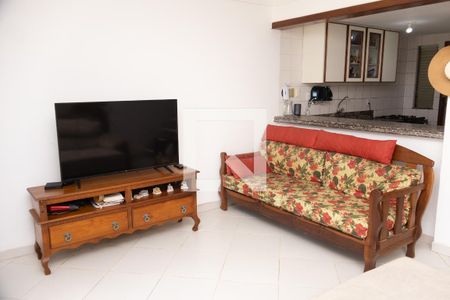 Sala de casa para alugar com 3 quartos, 150m² em Praia do Flamengo, Salvador