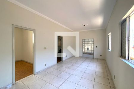 Sala de casa para alugar com 3 quartos, 360m² em Renascença, Belo Horizonte