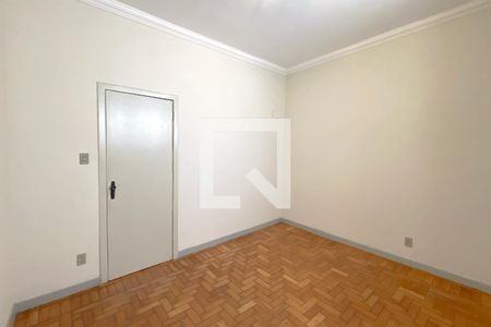 Quarto 1 de casa para alugar com 3 quartos, 360m² em Renascença, Belo Horizonte