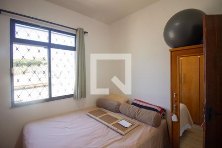 Quarto 1 de apartamento à venda com 2 quartos, 42m² em Centro, Contagem