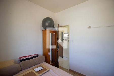 Quarto 1 de apartamento à venda com 2 quartos, 42m² em Centro, Contagem