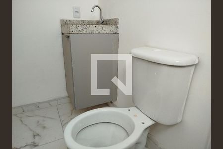 Banheiro de kitnet/studio à venda com 1 quarto, 30m² em Vila Carrão, São Paulo