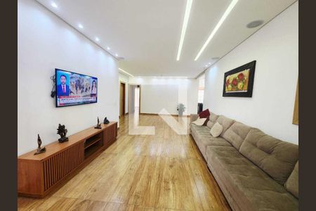 Sala de casa à venda com 4 quartos, 384m² em Santa Cruz Industrial, Contagem