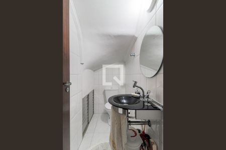 Lavabo de casa para alugar com 3 quartos, 200m² em Jardim Nova Germania, São Paulo