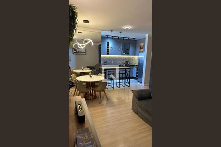 Sala de apartamento à venda com 3 quartos, 77m² em Morada das Vinhas, Jundiaí