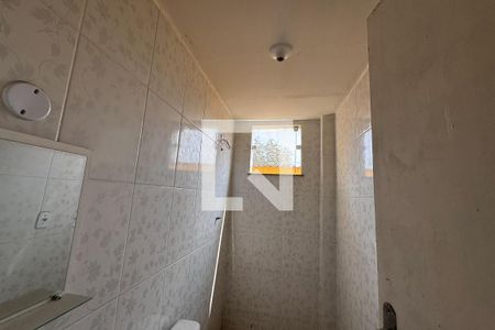 Banheiro de casa para alugar com 2 quartos, 70m² em Engenho do Porto, Duque de Caxias