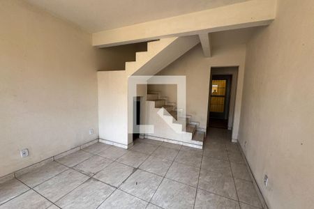 Sala de casa para alugar com 2 quartos, 71m² em Engenho do Porto, Duque de Caxias