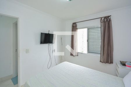 Quarto 1 de apartamento para alugar com 2 quartos, 70m² em Vila Anhanguera, São Paulo