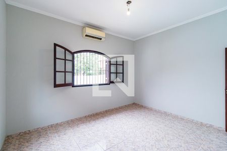 Quarto 1 de casa para alugar com 2 quartos, 250m² em Jardim Taboao, São Paulo