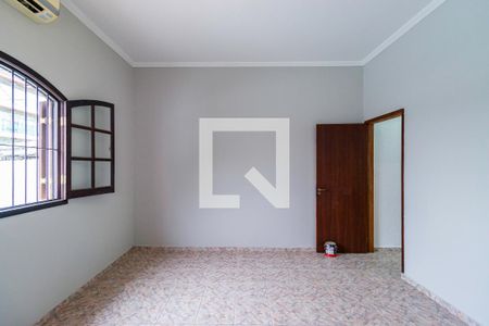 Quarto 1 de casa para alugar com 2 quartos, 250m² em Jardim Taboao, São Paulo