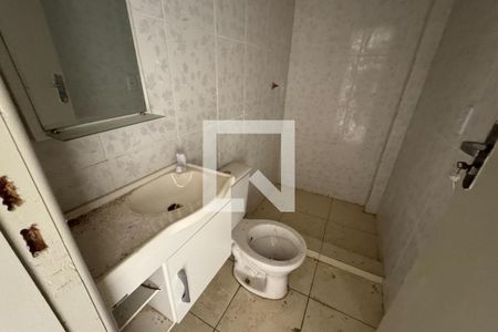 Banheiro de casa para alugar com 2 quartos, 71m² em Engenho do Porto, Duque de Caxias