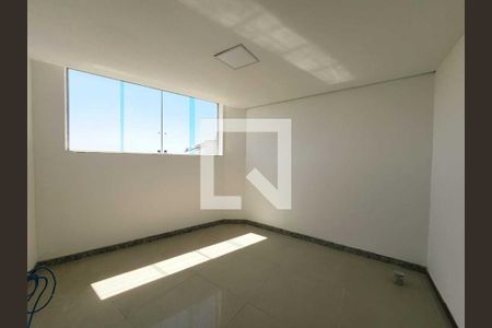Quarto de apartamento para alugar com 2 quartos, 90m² em Novo Riacho, Contagem