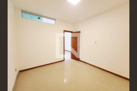 Quarto 2 de apartamento para alugar com 2 quartos, 90m² em Novo Riacho, Contagem