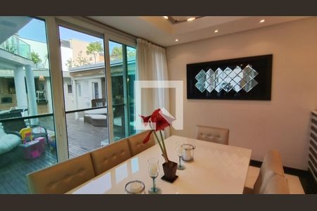 Sala de casa de condomínio para alugar com 4 quartos, 525m² em Jardim Residencial Suzano, Suzano