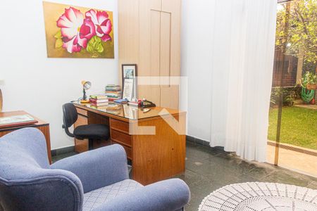 Escritório de casa para alugar com 6 quartos, 690m² em Interlagos, São Paulo