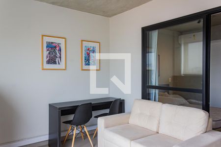 Varanda de kitnet/studio para alugar com 1 quarto, 33m² em Bom Retiro, São Paulo