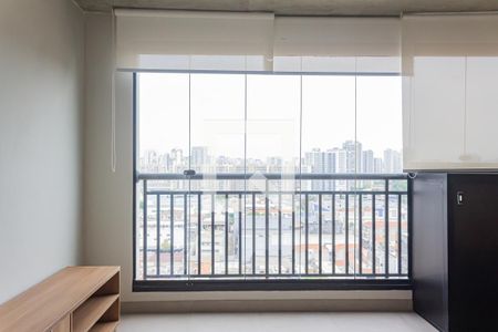 Varanda de kitnet/studio para alugar com 1 quarto, 33m² em Bom Retiro, São Paulo