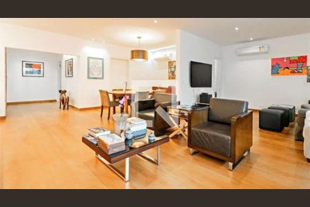 Casa à venda com 4 quartos, 410m² em Jardim Europa, São Paulo