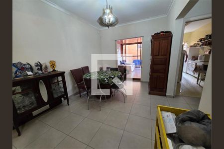 Casa à venda com 3 quartos, 220m² em Vila Nova Conceição, São Paulo