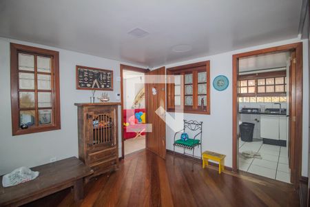 Sala de casa para alugar com 4 quartos, 238m² em Ipanema, Porto Alegre