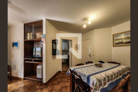 Sala de apartamento para alugar com 2 quartos, 102m² em Embaré, Santos