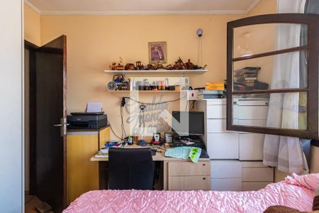 Quarto 1 de casa à venda com 3 quartos, 180m² em Jardim dos Camargos, Barueri