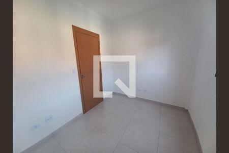 Quarto 2 de apartamento para alugar com 2 quartos, 48m² em Vila Voturuá, São Vicente