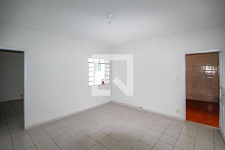 Sala de casa para alugar com 2 quartos, 65m² em Vila Clarice, São Paulo