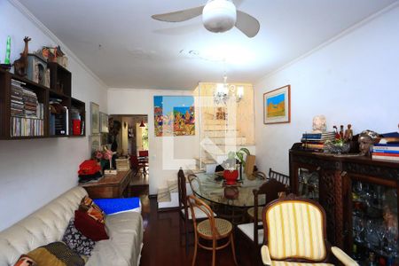 Sala de casa de condomínio para alugar com 2 quartos, 100m² em Vila Pirajussara, São Paulo