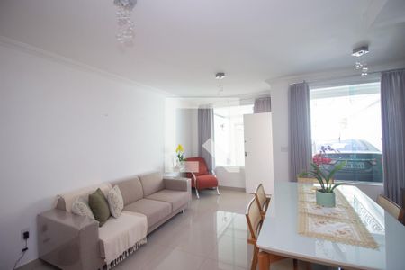 Sala de casa à venda com 3 quartos, 160m² em Cabral, Contagem