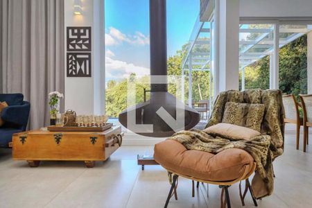 Sala de casa para alugar com 4 quartos, 347m² em Nova Lima, Nova Lima