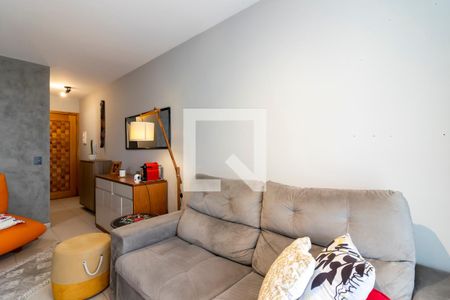 Sala de Estar de apartamento à venda com 3 quartos, 73m² em Vila Carbone, São Paulo