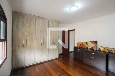 Quarto 1 de casa para alugar com 3 quartos, 214m² em Vila Primavera, São Paulo