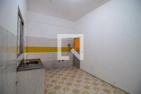 Sala/Cozinha de kitnet/studio para alugar com 1 quarto, 32m² em Raposo Tavares, São Paulo