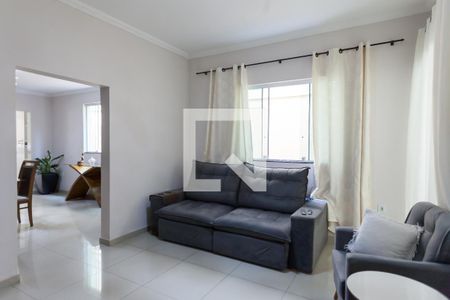 Sala de casa à venda com 3 quartos, 178m² em Tres Barras, Contagem