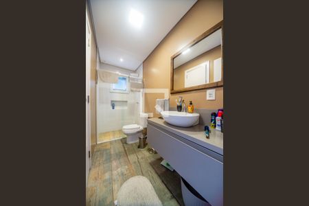 Banheiro da Suíte 2 de casa de condomínio para alugar com 3 quartos, 357m² em Jardim Krahe, Viamão