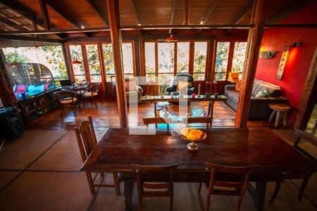 Sala de casa à venda com 5 quartos, 500m² em Parque do Engenho, Nova Lima