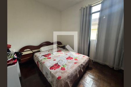 Quarto de casa à venda com 3 quartos, 209m² em Santo Andre, Belo Horizonte
