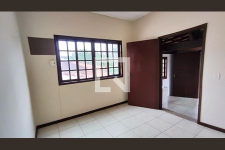 Sala 2 de casa à venda com 4 quartos, 254m² em Tanque, Rio de Janeiro