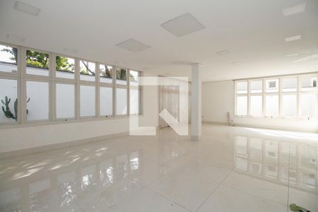 Sala de casa à venda com 4 quartos, 800m² em Jardim Paulista, São Paulo