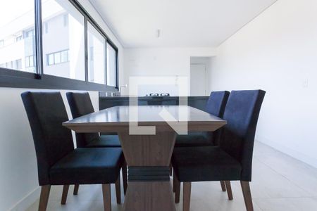 Sala de apartamento à venda com 2 quartos, 82m² em Vila das Flores, Nova Lima