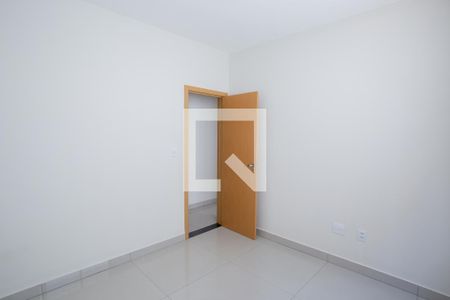 Quarto 1 de casa à venda com 3 quartos, 116m² em Europa, Contagem