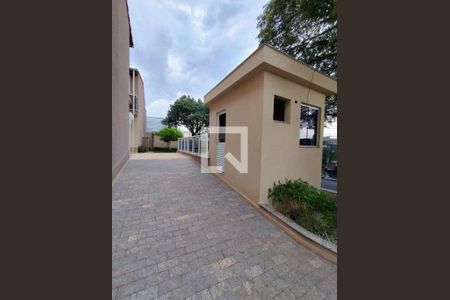 Casa à venda com 3 quartos, 97m² em Jardim Ubirajara, São Paulo