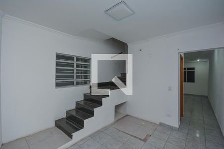 Corredor de casa à venda com 3 quartos, 140m² em Vila do Castelo, São Paulo