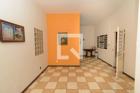 Sala de casa à venda com 3 quartos, 464m² em Jardim Industrial, Contagem