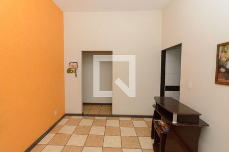 Sala de casa à venda com 3 quartos, 464m² em Jardim Industrial, Contagem
