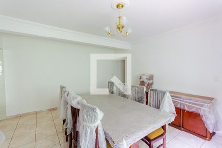 Sala de casa à venda com 3 quartos, 310m² em Vila Clarice, Santo André