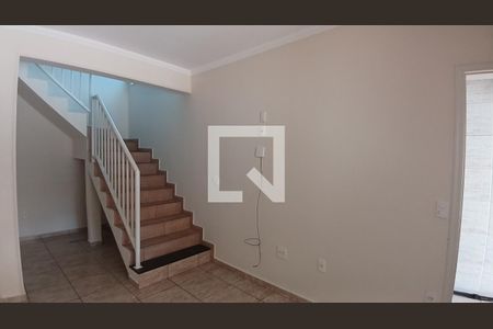 Sala de casa à venda com 4 quartos, 252m² em Vila Tupi, Várzea Paulista