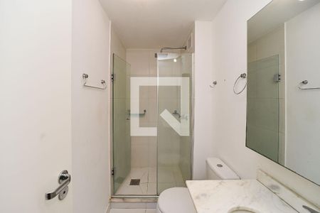 Banheiro da Suíte de apartamento à venda com 2 quartos, 60m² em São Sebastião, Porto Alegre